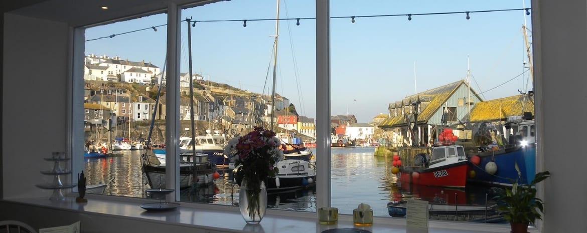 greenbank-hotel-cornwall-what-to-do-in-mevagissey-tea-on-the-quay